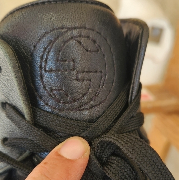 GUCCI HIGHTOP STRAP SNEAKER - Picture 8 of 15